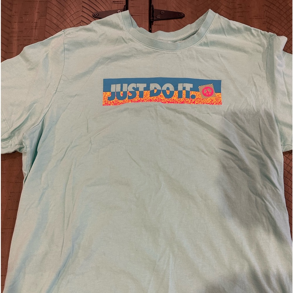 Men’s T-shirt